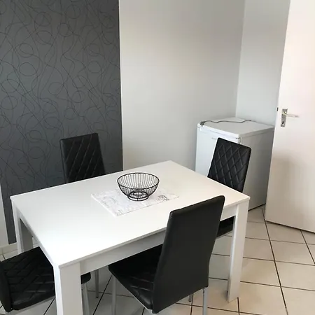 Apartment Ferien-/monteurwohnung Esseln