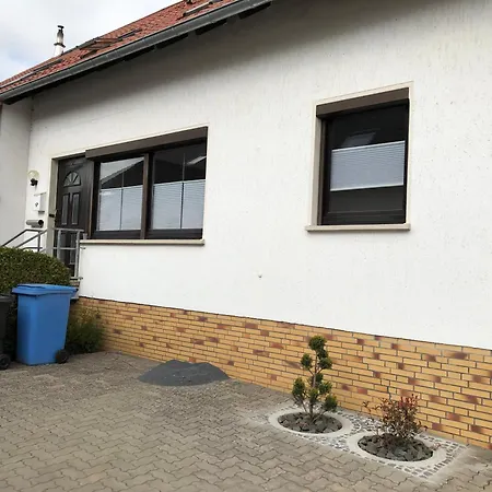 Ferien-/monteurwohnung Esseln Apartman